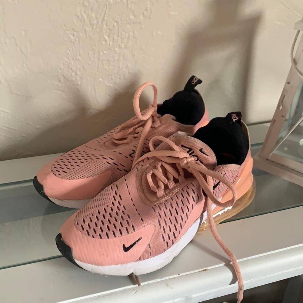 Nike Air 270